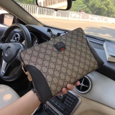 Mens Gucci Clutch Bags